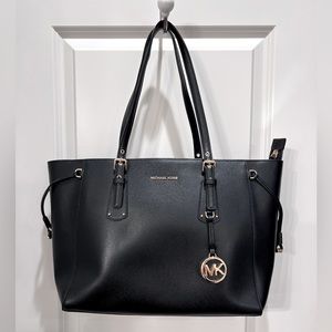 Michael Kors Voyager Leather Tote Bag